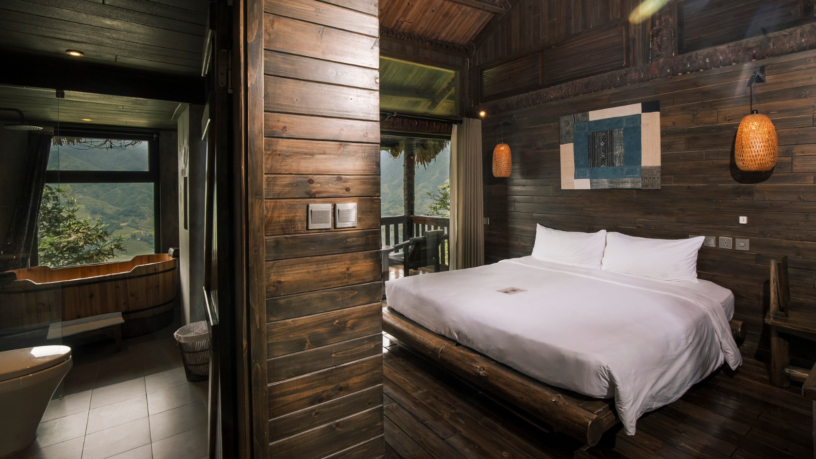 Ban công phòng nghỉ hướng thung lũng tại Sapa Jade Hill Resort