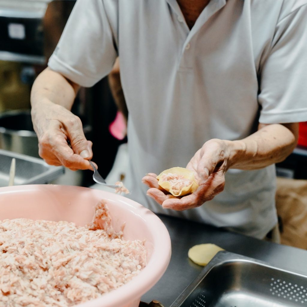 Bánh bao truyền thống quán cà phê Singapore