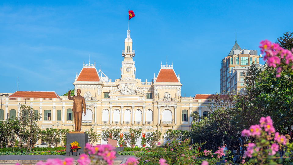 Trụ sở UBND quận 1 di tích kiến trúc du lịch TP.HCM