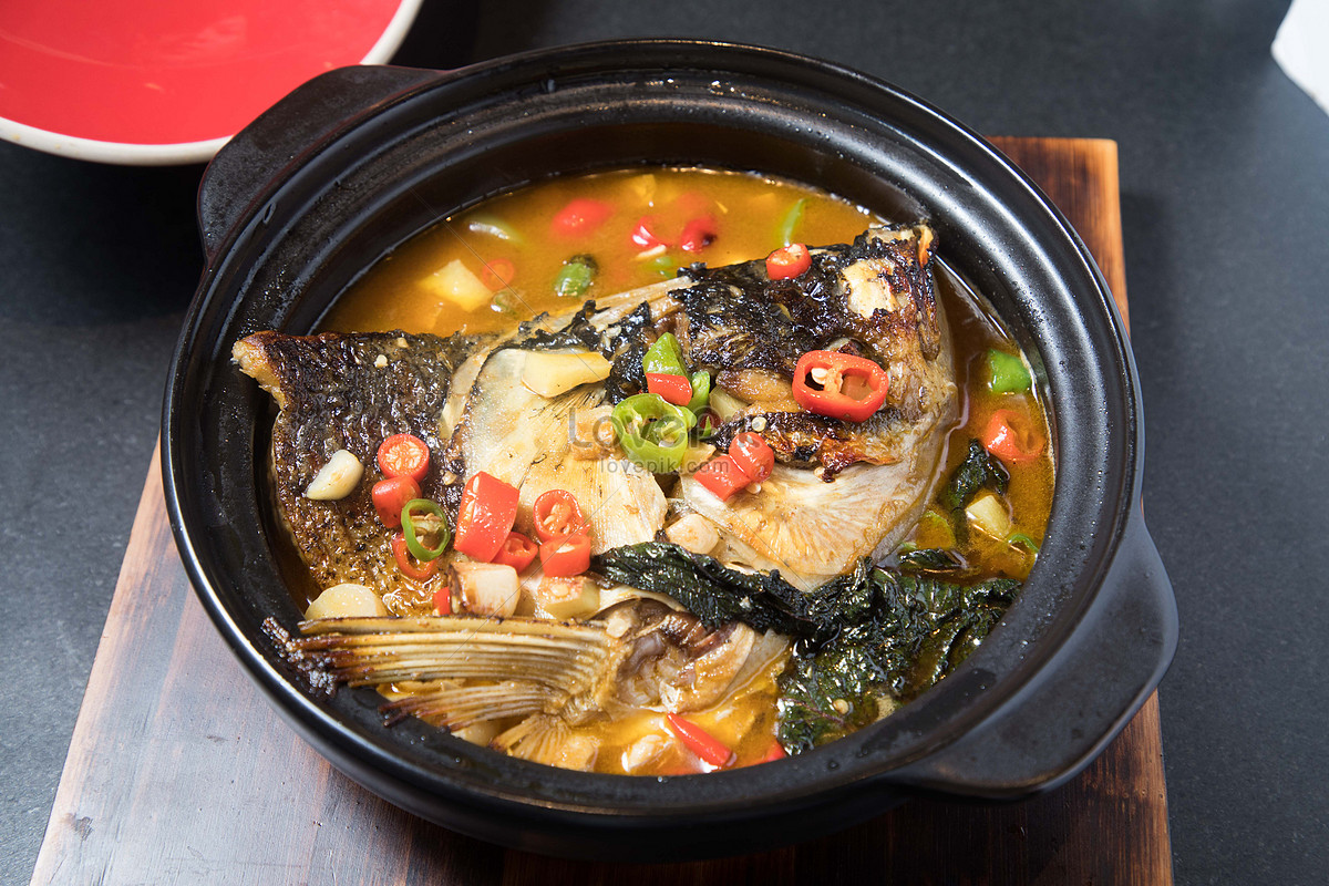 Canh đầu cá hầm đặc sản ẩm thực Giang Tô