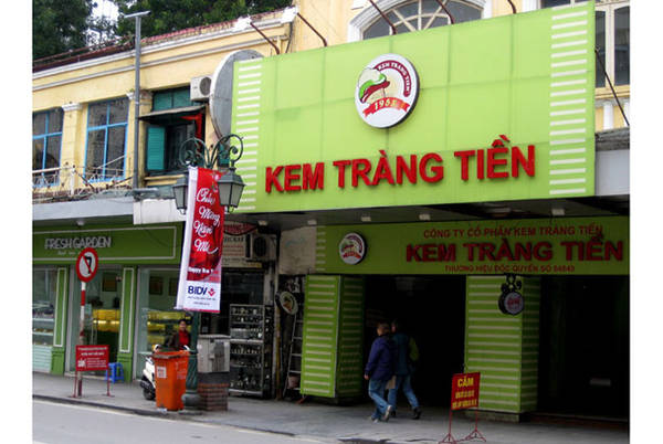 Quán kem Tràng Tiền Hà Nội