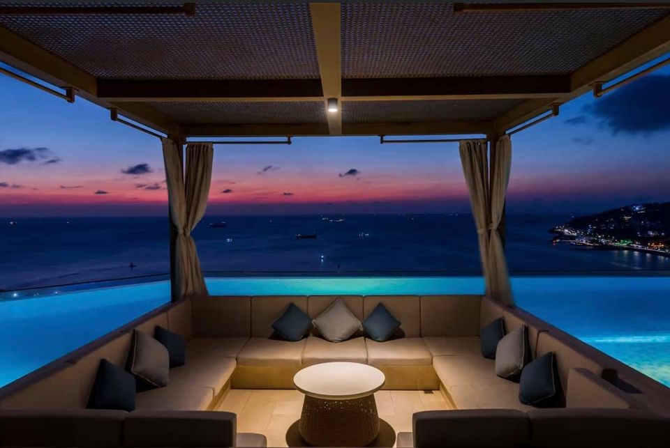 View hồ bơi Fusion Suites
