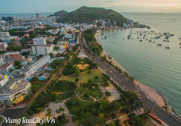 Lệnh cấm ăn uống trên bãi biển Vũng Tàu đã được ban hành và có hiệu lực từ ngày 26-4, mang lại không gian du lịch Vũng Tàu sạch đẹp hơn.