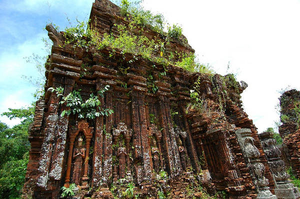 Thánh địa Mỹ Sơn - một nơi tuyệt vời để trải nghiềm nền văn hóa Champa.