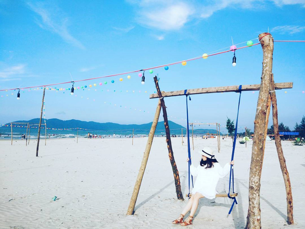 Cắm trại bãi biển Cảnh Dương Huế
