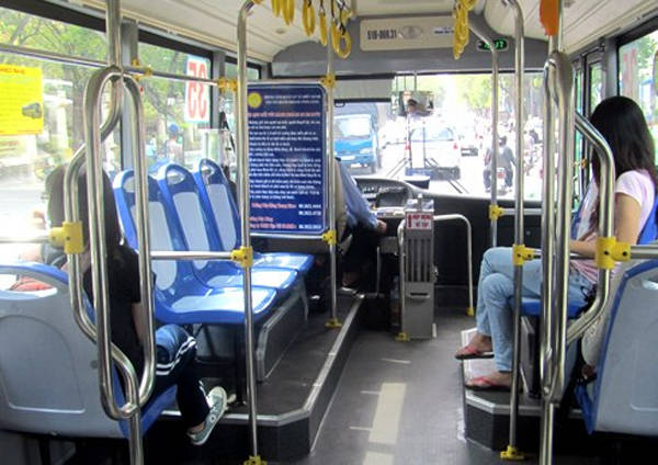 Xe buýt Sài Gòn được cải tiến sạch sẽ và hiện đại