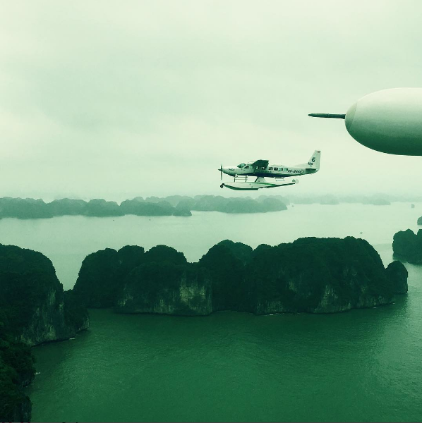 Thủy phi cơ Hạ Long ngắm Vịnh Hạ Long từ trên cao