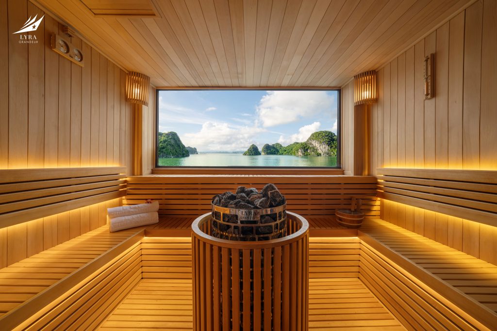 Phòng sauna hiện đại trên du thuyền Lyra Grandeur