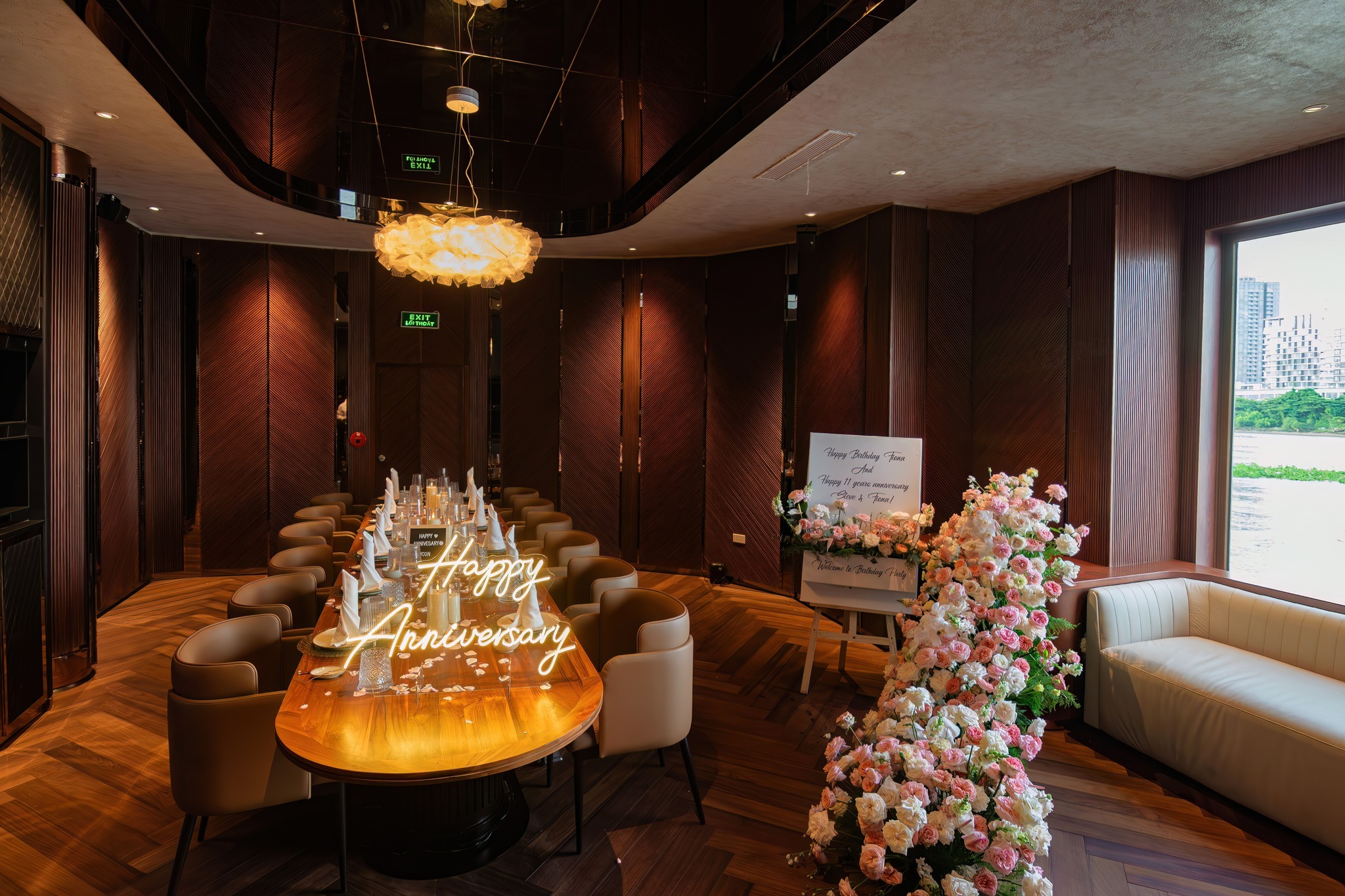 Sự kiện trên du thuyền sang trọng Sài Gòn ICON Saigon