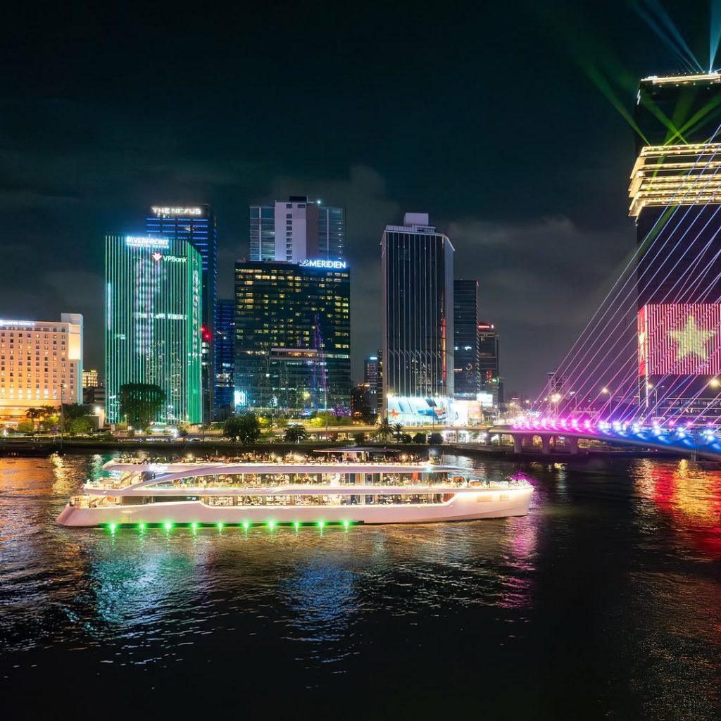 Du thuyền sông Sài Gòn Elite of Saigon sang trọng và hiện đại
