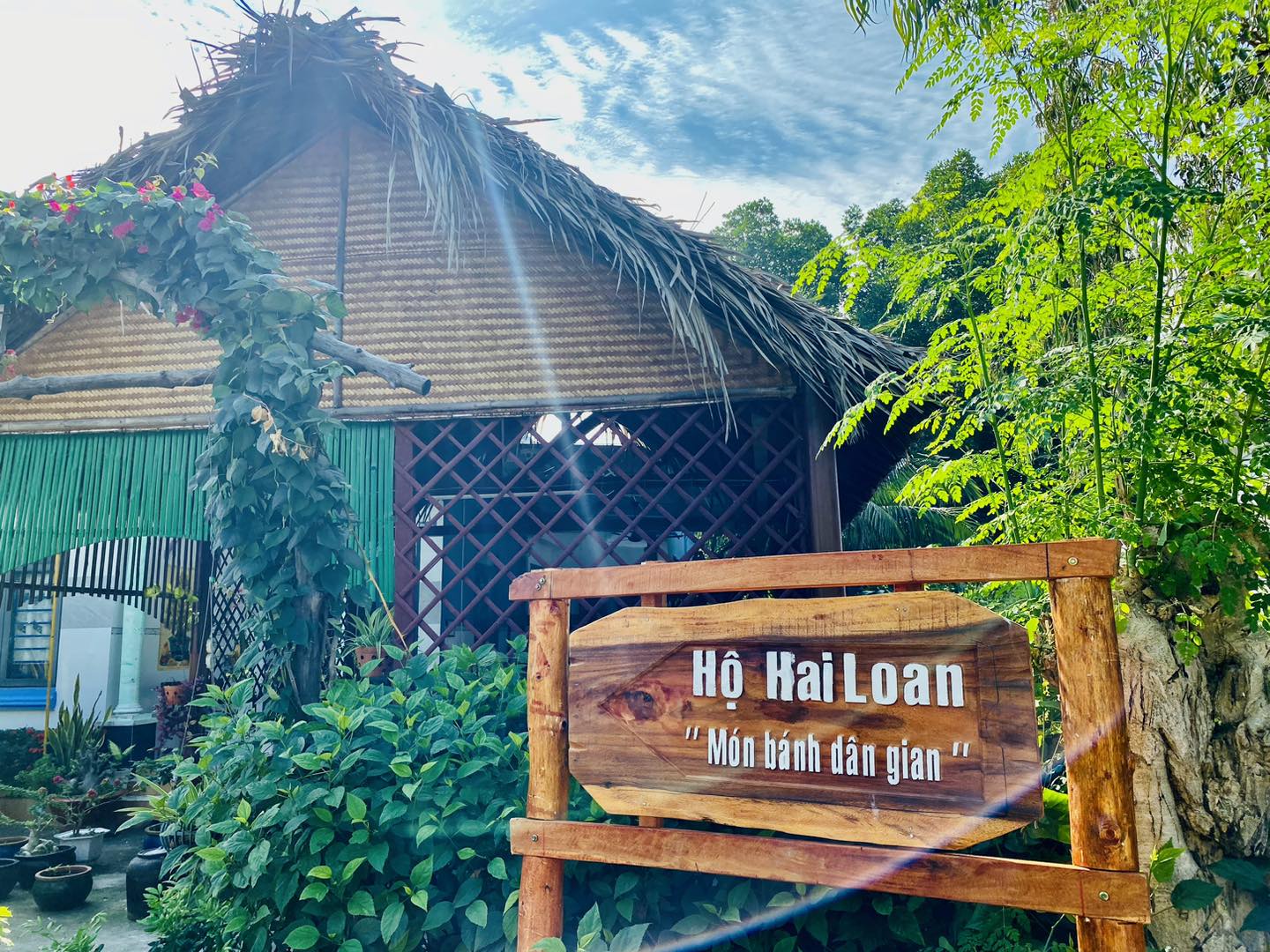 Trải nghiệm bánh dân gian tại hộ Hai Loan