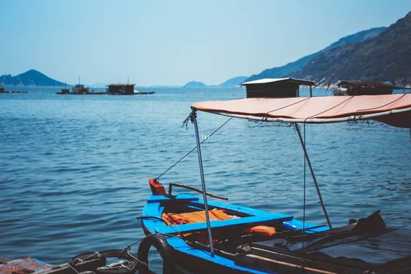 Vịnh Vũng Rô bình yên dưới chân Đèo Cả