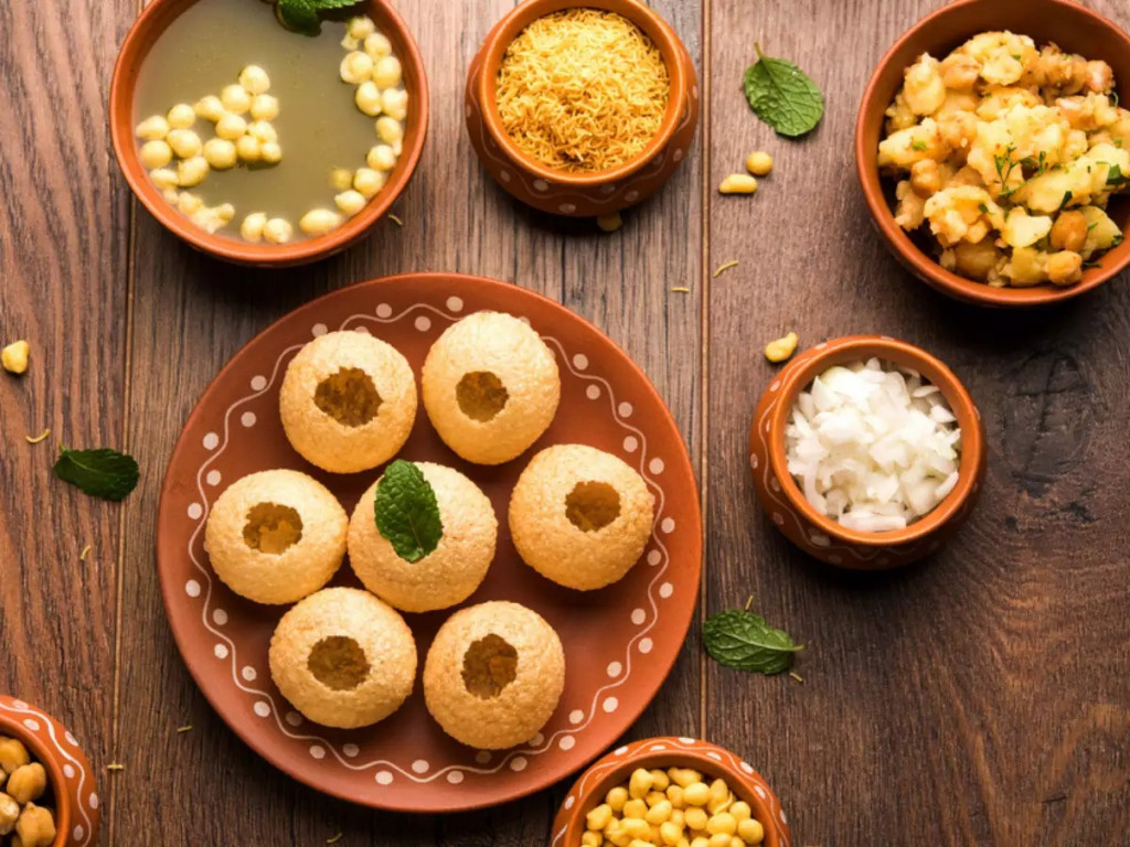 Golgappa món ăn đường phố ẩm thực Ấn Độ