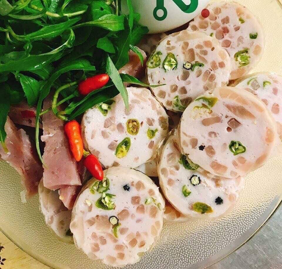Chả da heo ớt xiêm xanh dai giòn cay nhẹ