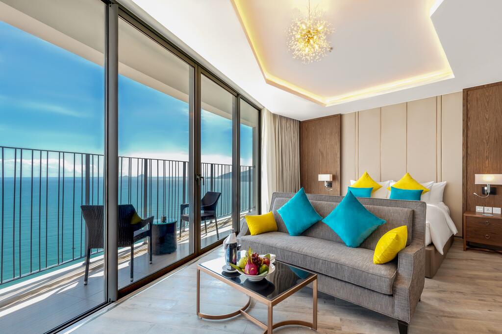Phòng tắm cao cấp tại Eastin Grand Nha Trang
