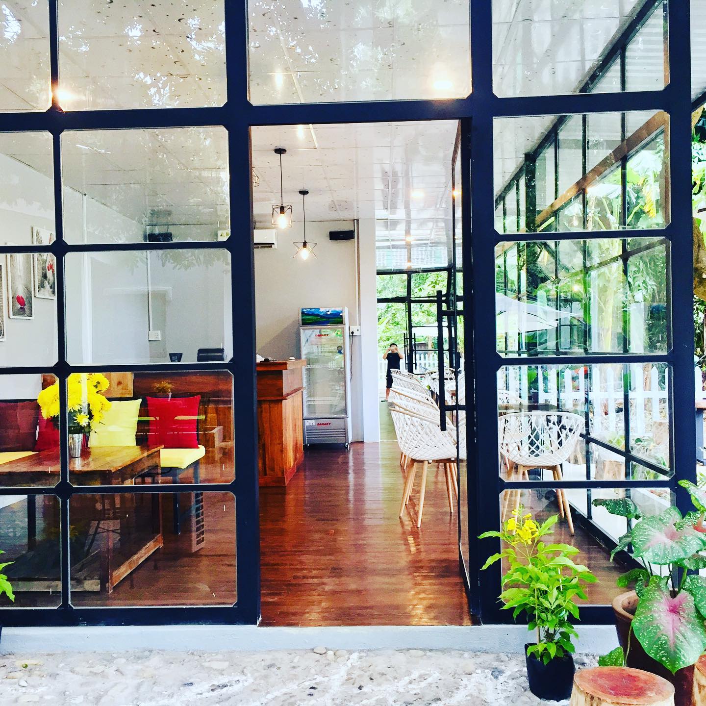 Ảnh: Fb Eden-House & Coffee Con Dao.