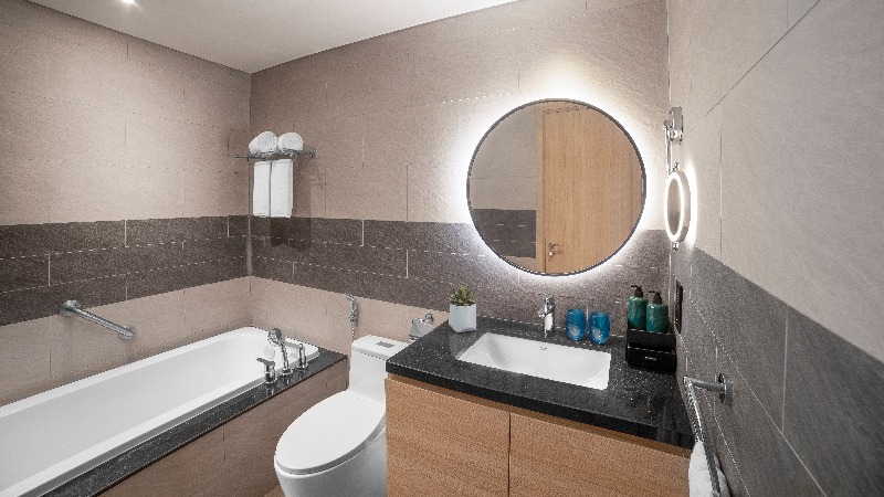 Phòng tắm Executive King Citadines Marina Halong