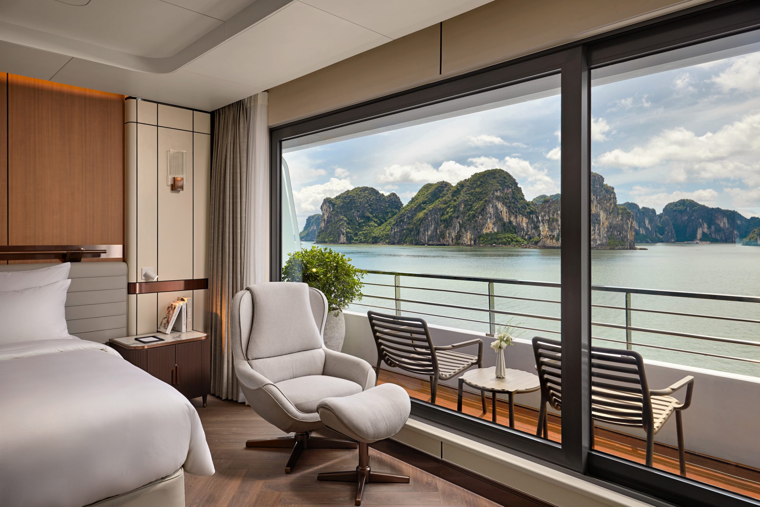 executive-suite_05-scaled-1 Grand Pioneers Hạ Long Bay II