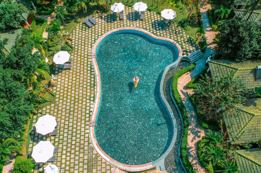 Khuôn viên xanh Famiana Resort & Spa Phú Quốc