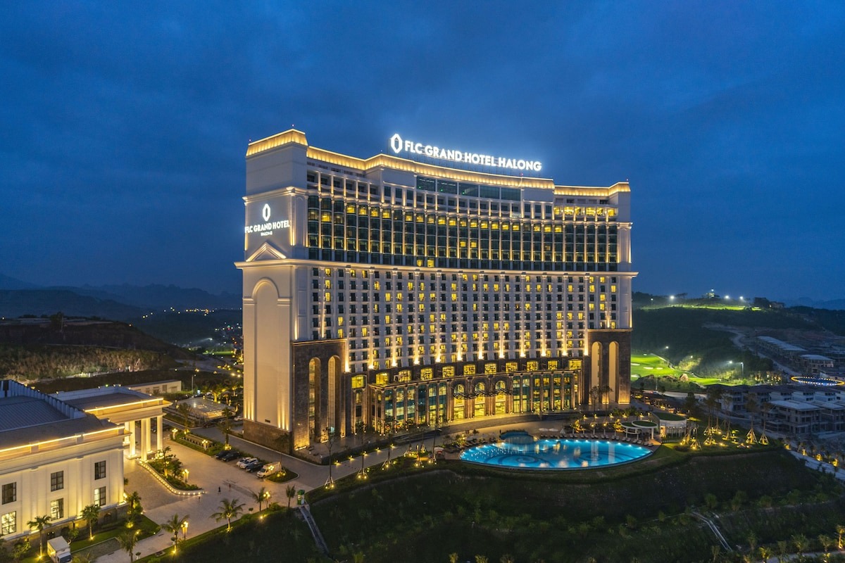 FLC Hạ Long