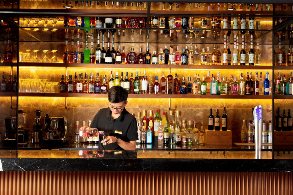 Khu vực quầy bar.