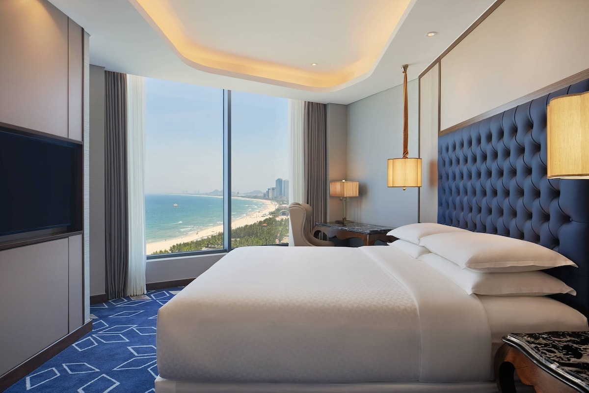 Four-Points-by-Sheraton-Đà-Nẵng-ivivu-3