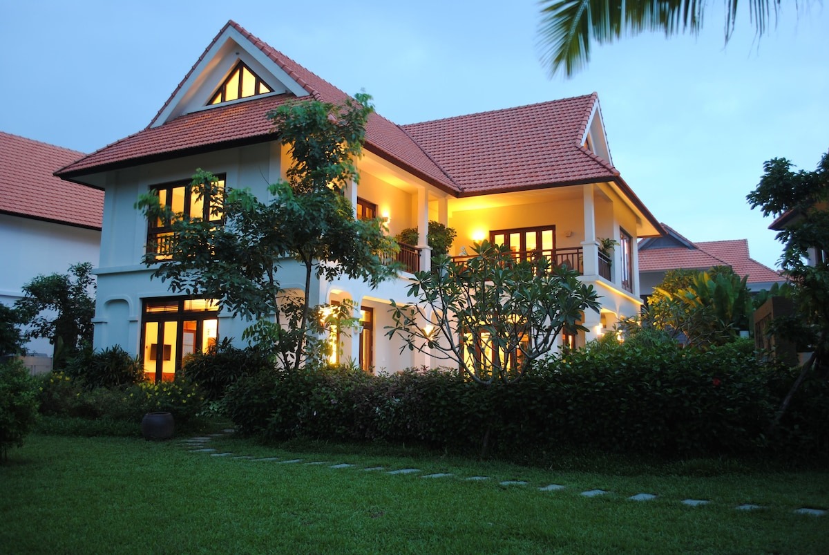 Furama-Đà-Nẵng-ivivu-3