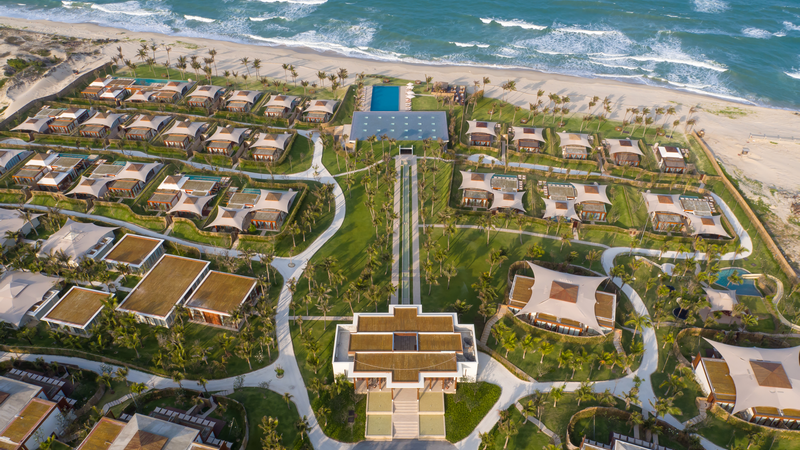 Không gian xanh mát tại Fusion Resort Cam Ranh 5 sao