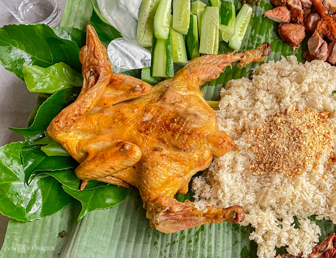 Gà nướng chấm muối cheo và các món ăn Quảng Bình