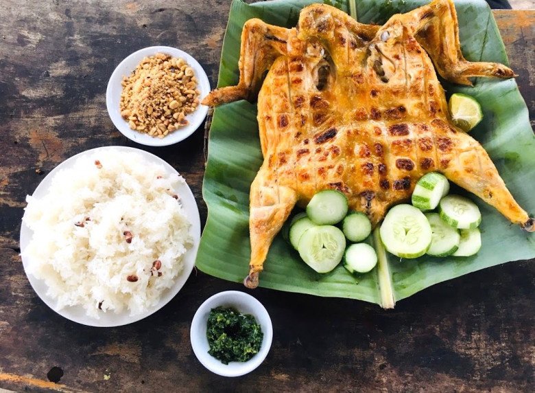 Độc lạ món gà nướng chấm muối cheo Quảng Bình