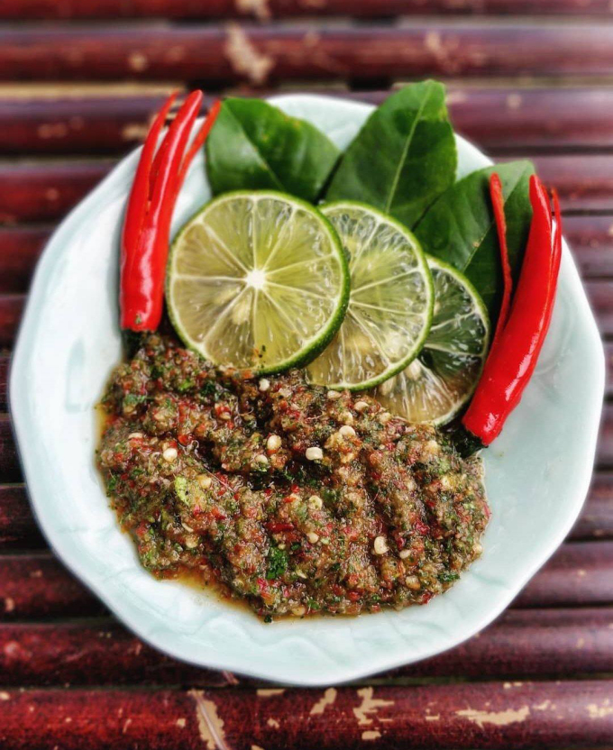 ga-nuong-cham-muoi-cheo-ivivu-31 ga-nuong-cham-muoi-cheo-ivivu-3