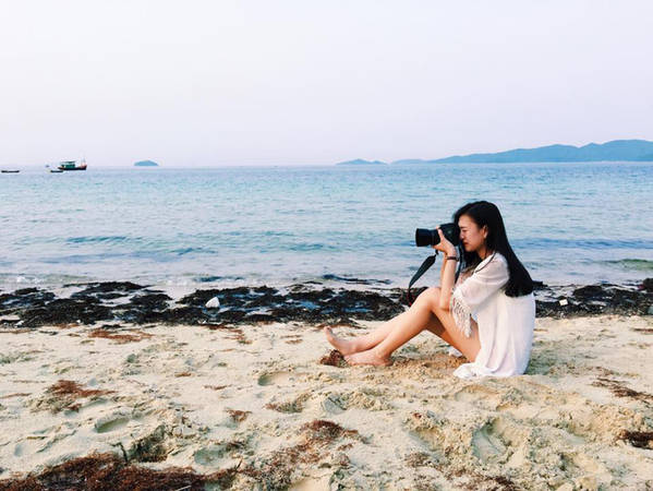 Bãi cát dài tít tắp tại Cô Tô