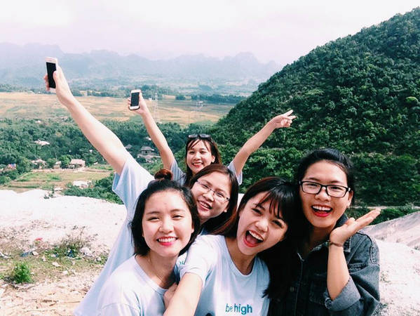 gan-ha-noi-co-3-dia-diem-tuyet-voi-de-vi-vu-cung-lop-minh-truoc-ngay-chia-tay-ivivu-15