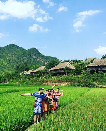 gan-ha-noi-co-3-dia-diem-tuyet-voi-de-vi-vu-cung-lop-minh-truoc-ngay-chia-tay-ivivu-9