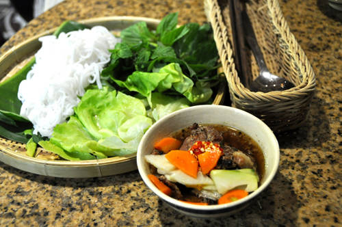 Bún chả.