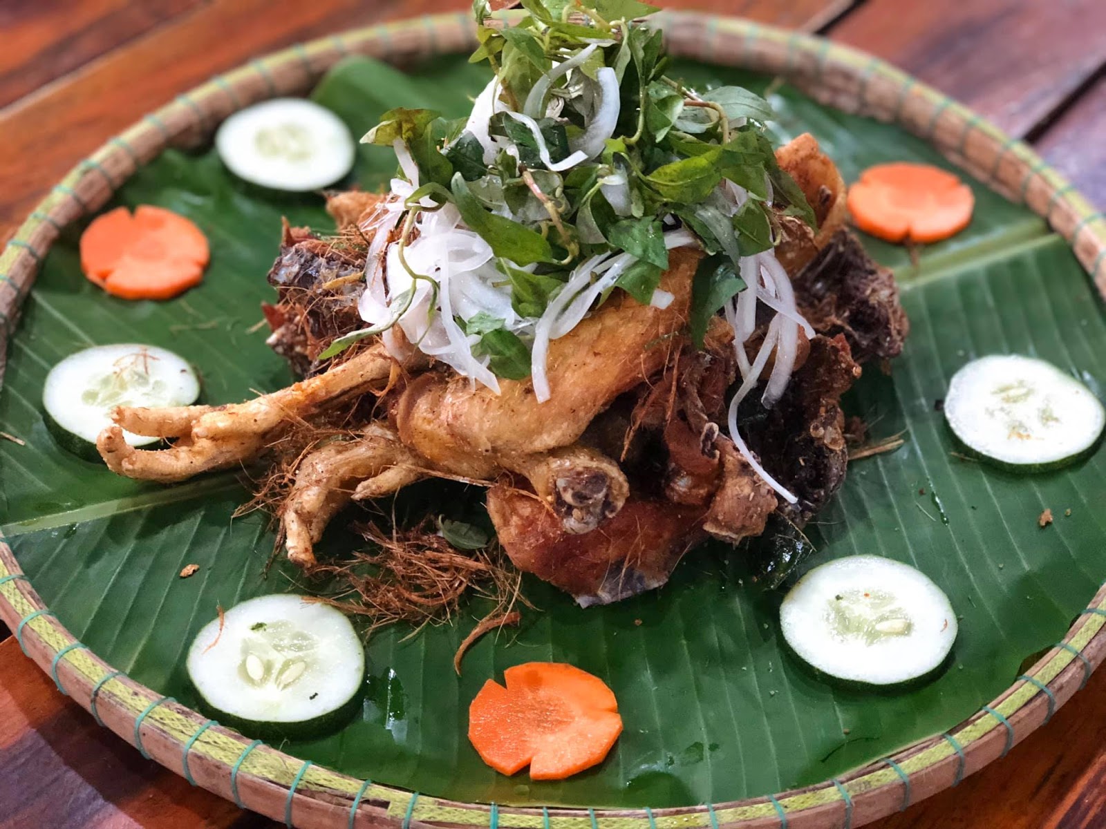 Gà tre đèo Le đặc sản Quảng Nam
