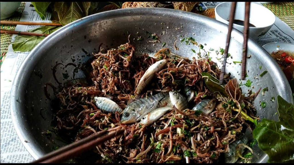 Gỏi cá nhảy Sơn La độc đáo