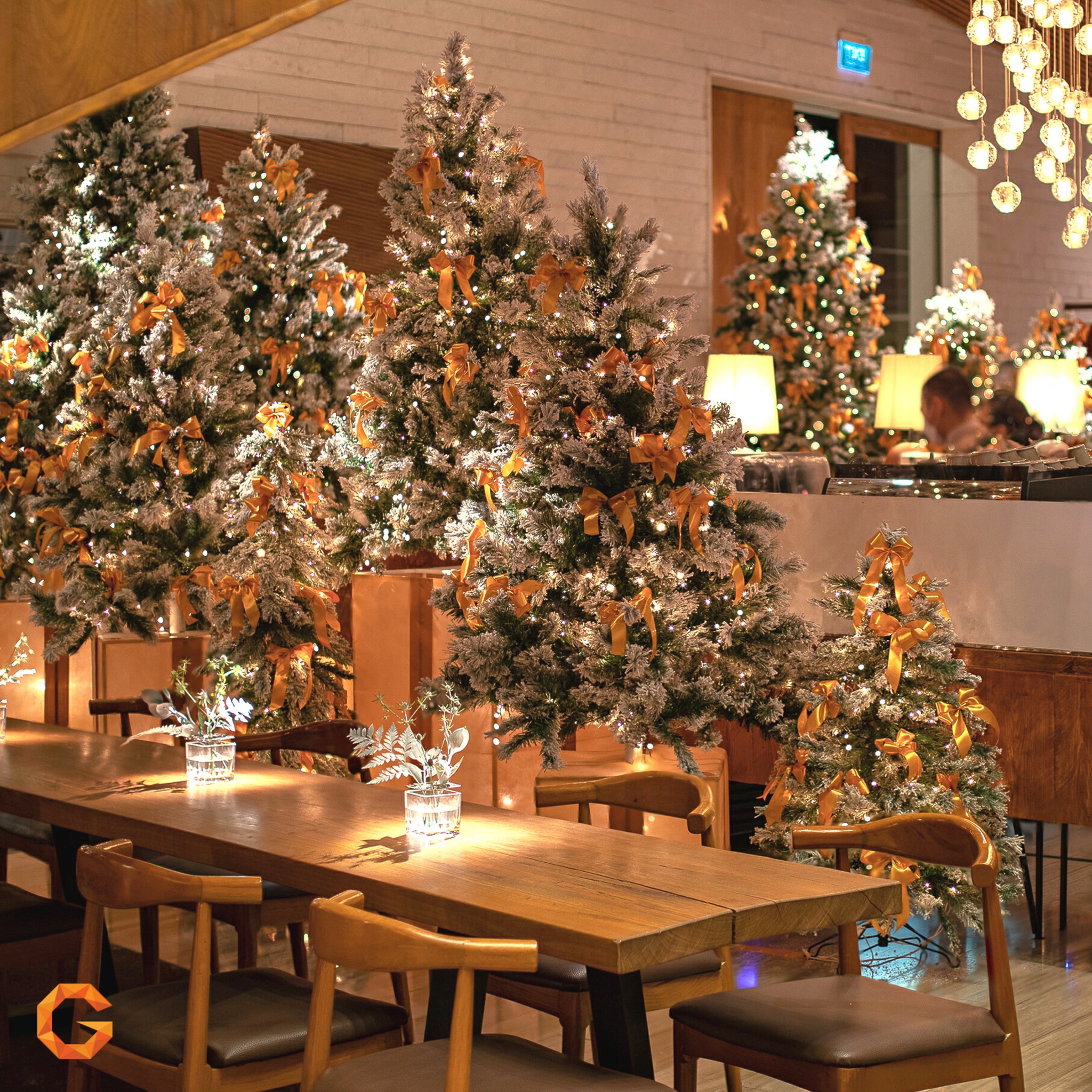 Trang trí Giáng sinh đẹp mắt tại Gem Café