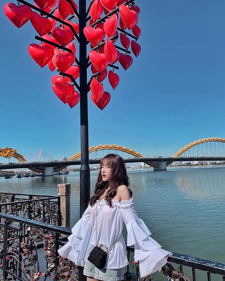 gia-ve-tham-quan-da-nang-ivivu-3