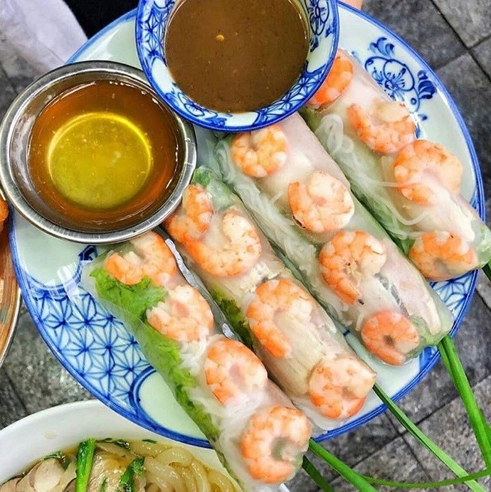Gỏi cuốn tôm thịt Hà Nội. Ảnh: Bánh canh chợ Cồn 11 Phùng Hưng.