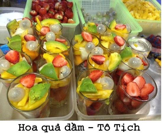 Hoa quả dầm Tô Tịch - món ngon Hà Nội