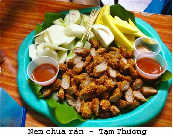 Nem chua rán Tạm Thương - món ngon Hà Nội
