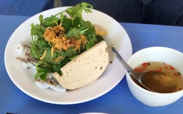 Bánh tráng cuốn thịt - quán ăn sáng Vũng Tàu