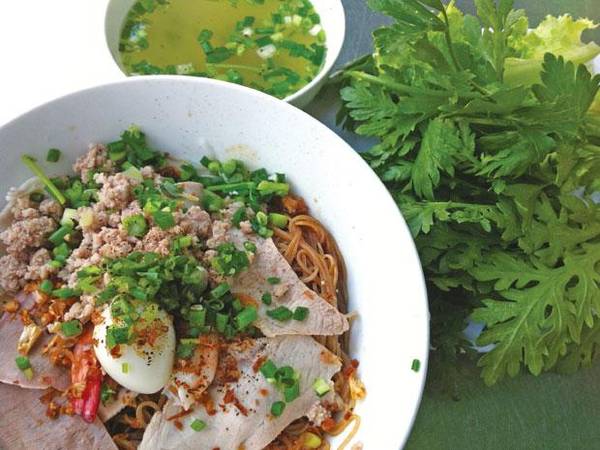 Hủ tiếu Anh Hồ - quán ăn sáng Vũng Tàu