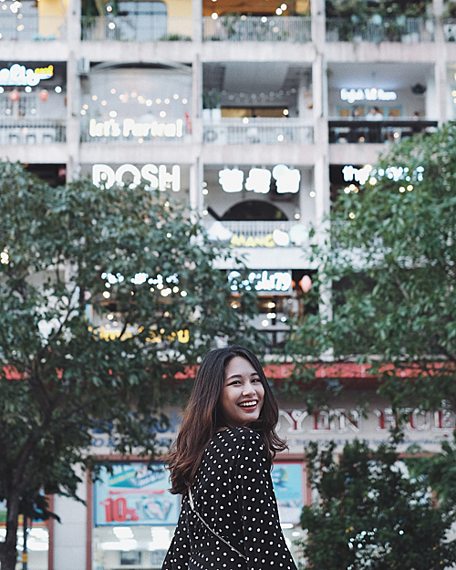 Phố đi bộ Nguyễn Huệ khi khám phá Sài Gòn