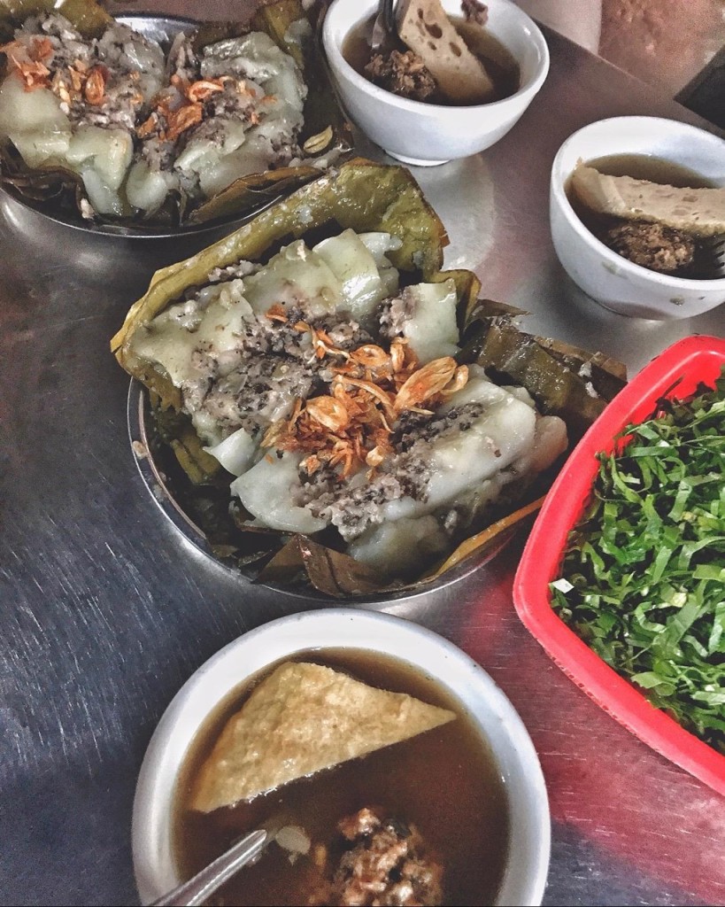 Sữa chua caramen thập cẩm tại quán Phượng Ớt Hải Phòng
