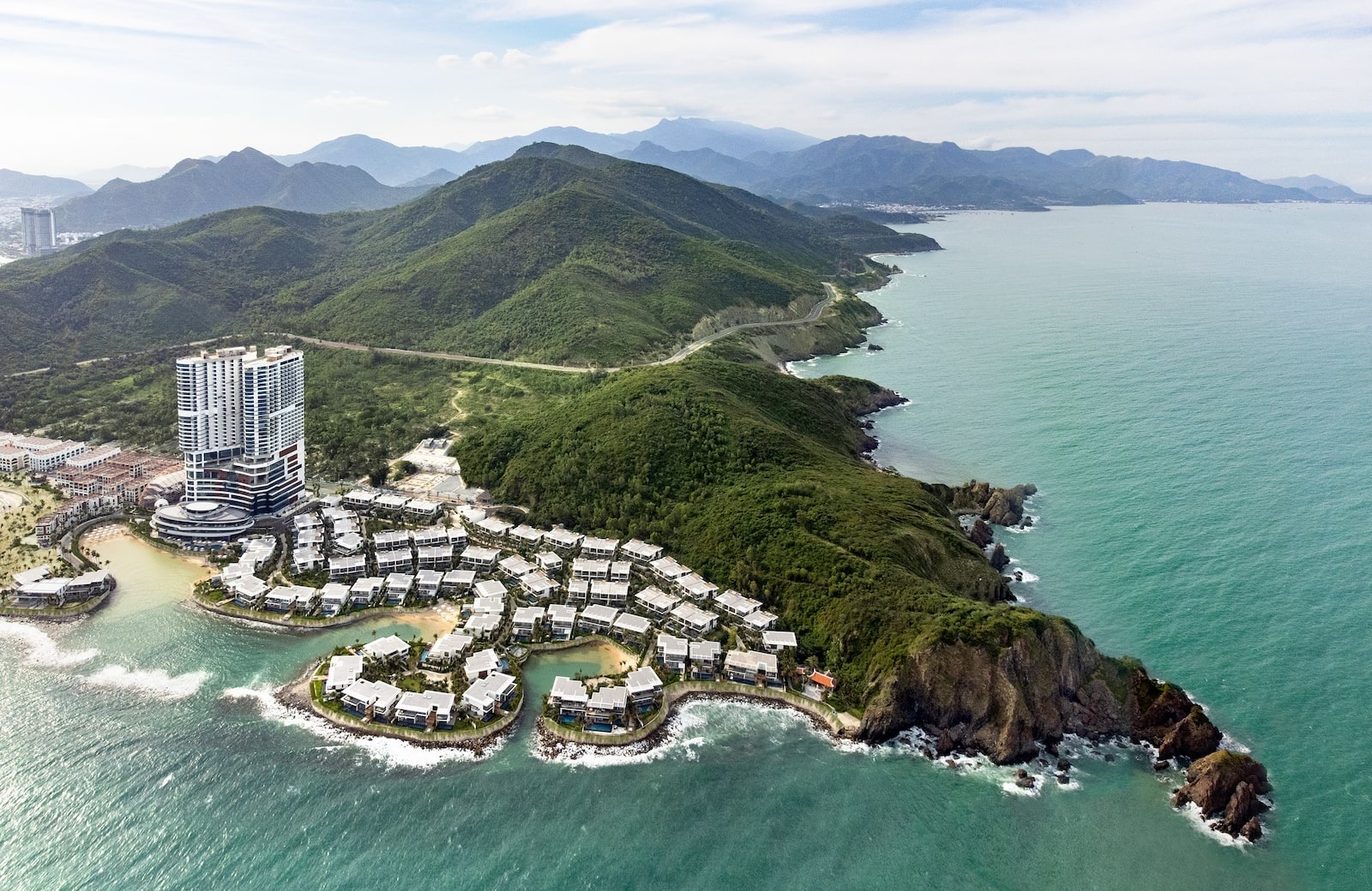 Gran Meliá Nha Trang – trải nghiệm kỳ quan kiến trúc bên bờ biển