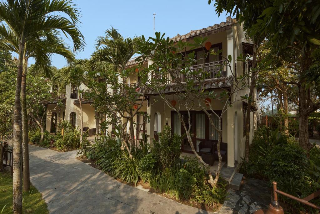 Villa ấm cúng hiện đại tại Grand Signature By M Village Hội An