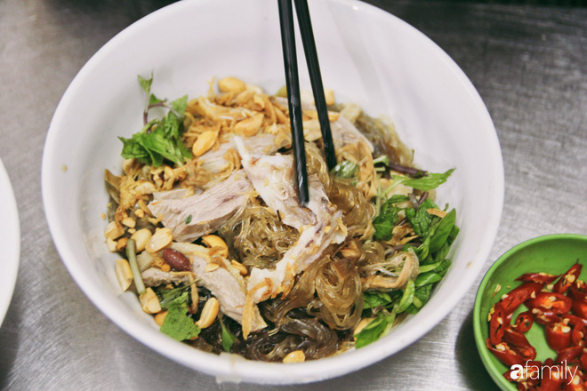 ha-noi-7-quan-bun-mien-ngan-tron-khong-biet-qua-phi-de-chong-choi-voi-mua-oi-buc-ivivu-18