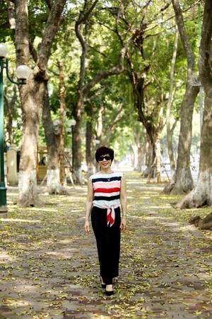 Bởi, dù là những ngày hè nóng nực, thì chỉ cần chạm chân vào không gian này, bạn sẽ có cảm giác như đang lạc lối giữa mùa Thu dịu ngọt.